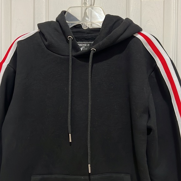 Forever 21 hoodie - Picture 3 of 7